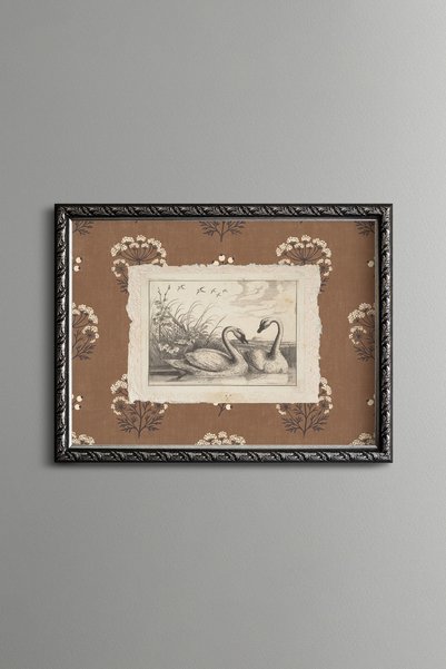 epiqart رسم طائر البجع بين الزهور - لوحة بنمط عتيق - نموذج رقيق