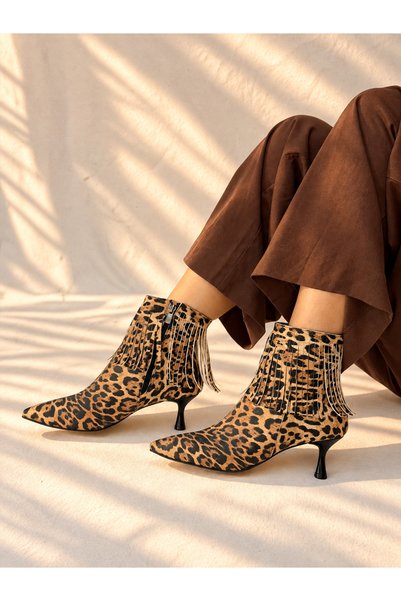 irmona SAVANNA LEOPAR DERİ 5 CM İNCE ÖKCE PÜSKÜL DETAYLI KADIN BOT BOTTİE