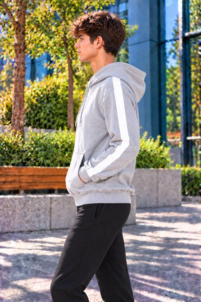 luci sports Men's Striped Detail Hooded Sweatshirt with Kangaroo Pocket