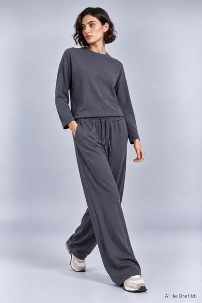Şeker Portakalım Crew Neck Sweatshirt and Wide Leg Sweatpants Set
