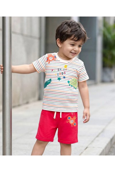 Baby Hug طقم تي شيرت وشورت مخطط بأكمام نصفية من القطن المحبوك 100% من Babyhug...