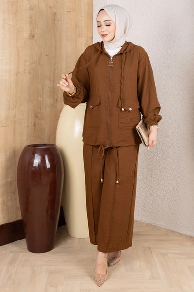 Generic Brand Pocketed Sports Suit Hijab Suit