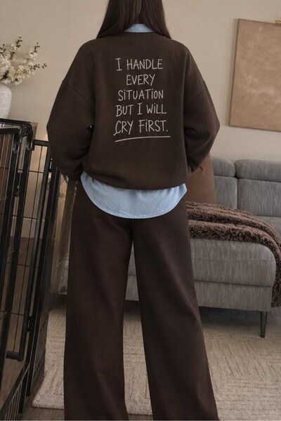 GIA - ART Women's Relaxed Fit Sweatshirt Cry First Printed Brown – Crew Neck,...