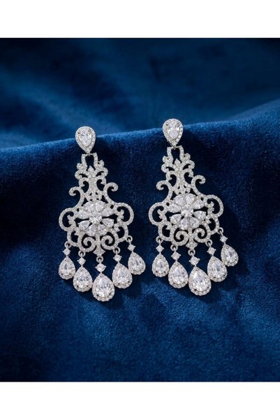 HOŞGÖR ACCESSORIES سلسلة خاصة من الأقراط المتدلية على شكل قطرة بتصميم فستان ا...