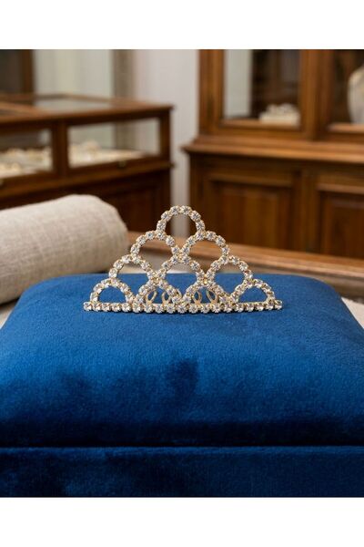 HOŞGÖR ACCESSORIES مشبك شعر للأطفال على شكل أميرة مرصعة بالأحجار