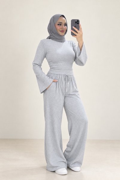 BNGL Boutique Women's Gray Drawstring Trousers and Tie-Back Fitted Blouse Two...
