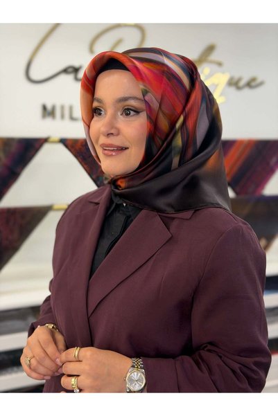 LA BOUTIQUE SURA SILK SCARF