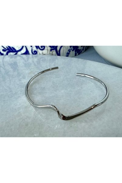 Merishe Jewerly سوار فضي رفيع بتصميم بسيط