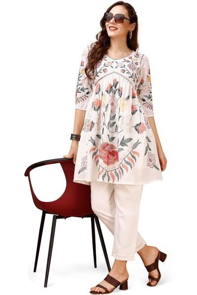 Womanista Women's Rayon Blend Solid Regular Co-ords Set