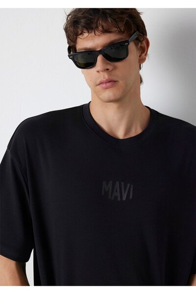 Mavi تي شيرت أسود مطبوع عليه شعار مقاس كبير / واسع 0613581-900