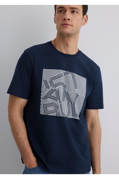 Mavi Istanbul Printed Navy Blue T-Shirt Regular Fit / Regular Cut 0612990-70490