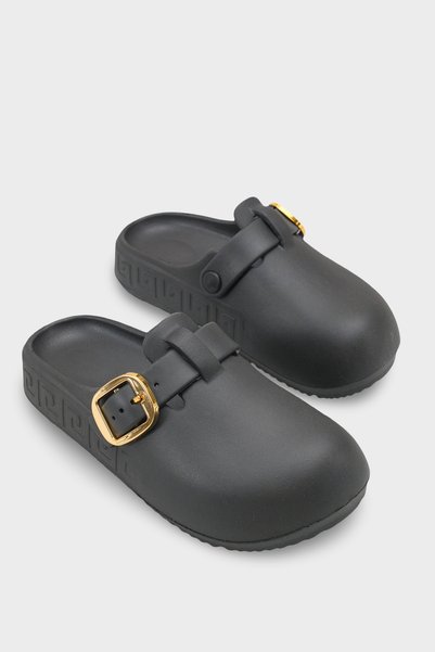 Capone Outfitters Judi Eva Women's Closed Toe Slippers