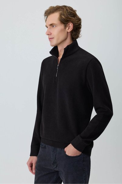 Morven Men's Black Zippered Bato Collar Dynamic Fit Sweatshirt