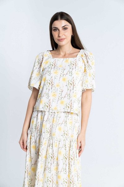 mica Floral Square Neck Half Sleeve Top