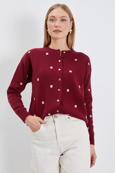 Fulla Moda Floral Embroidered Buttoned Knitwear Cardigan