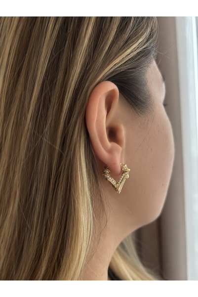 Solenzia Xuping V Model Taş Detaylı Gold Küpe
