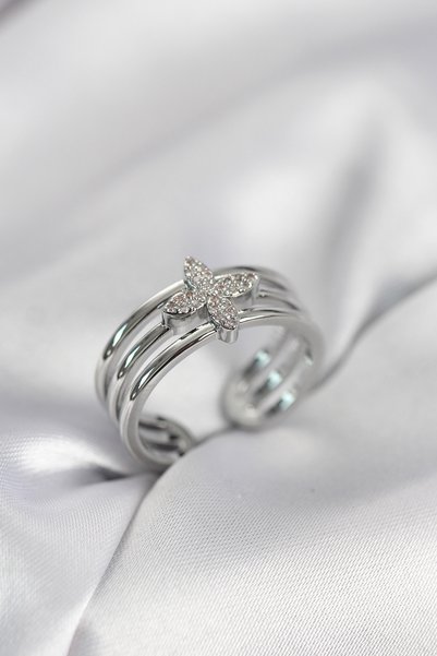Angel Of Life Silver Color Zircon Stone Clover Model Women's Ring