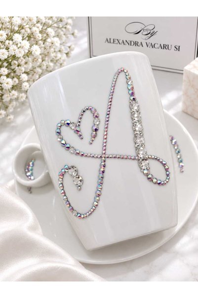 by Alexandra Vacarusi Cana cafea/Ceai si Farfurie ,alb , 560 ml , personaliza...