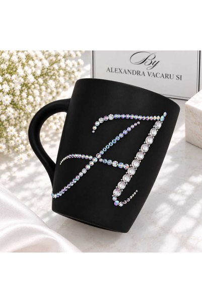 by Alexandra Vacarusi Cana Cafea/Ceai Neagra mat, 460ml , personalizata cu cr...