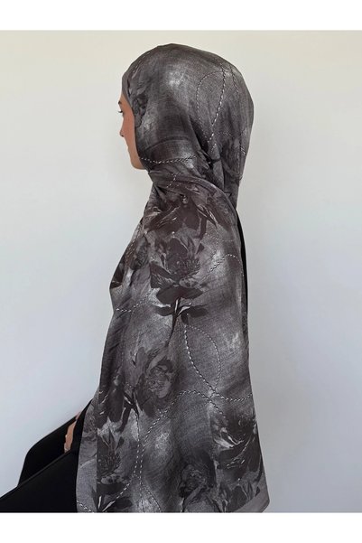 Hepsi Moda شال بنمط فلورا هندسي - مدخن