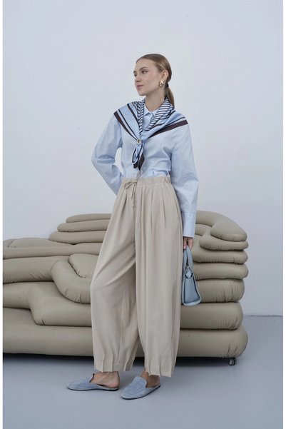 roea Lace-Up Trousers with Leg Detail Stone