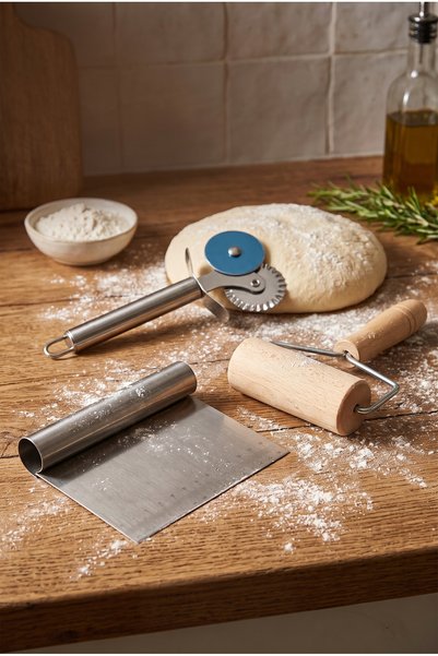 RED KİTCHEN مجموعة أدوات تحضير العجين الاحترافية المكونة من 3 قطع - قطاعة عجي...