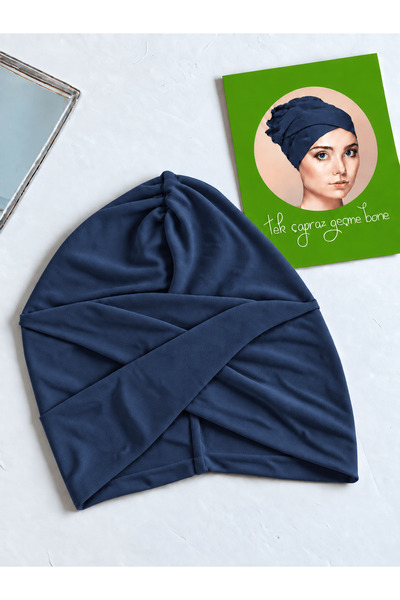 Hepsi Moda قبعة كروس فريندز أحادية اللون - أزرق داكن