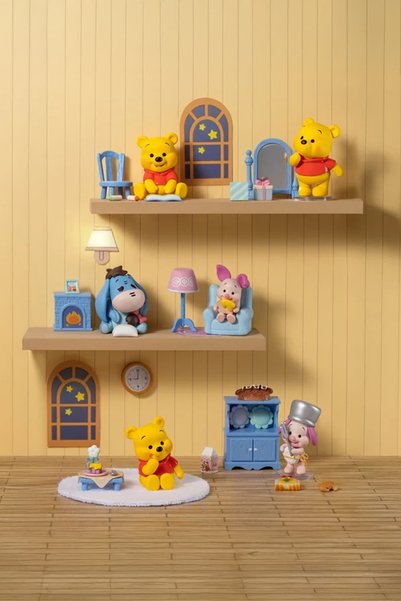 Disney Lisanslı Winnie the Pooh Evde Güzel Anlar Blind Box Figür – Sürpriz Model
