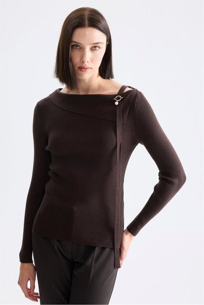 on Boat Neck Accessory Knitwear Sweater 15339