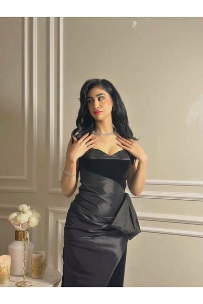 BLOMO فستان سهرة أسود فاخر مخمل وتنورة تفتة بتكسيرات درابيه