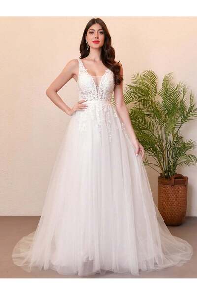 Sheya Occasion and bridal dress, white