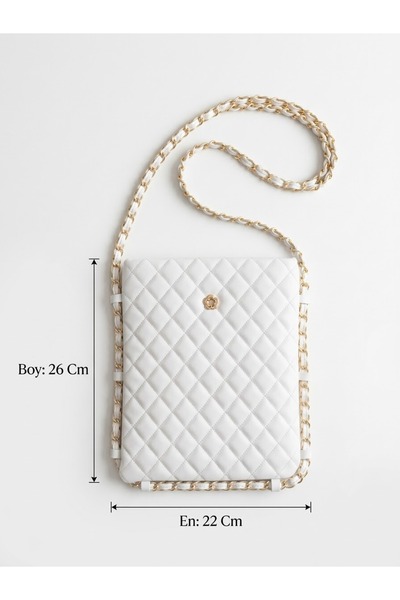 BK Bags & Accessories Quilted Chain Strap Women's Shoulder & Crossbody Bag
