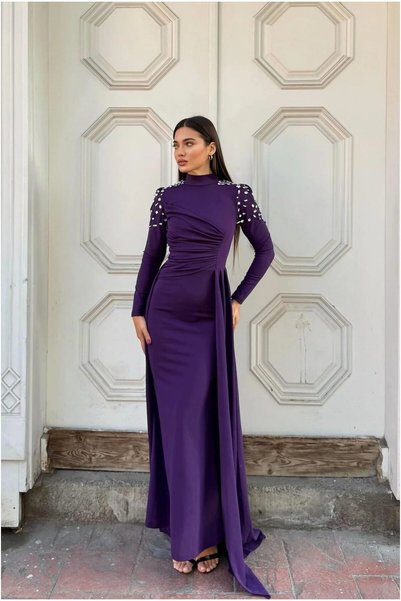 Nur store Çanta Long, Elegant Dress with Stone-Embellished Collar and Sleeves...