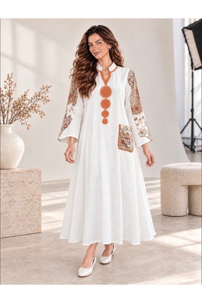 White colour جلابية ترف الأصالة بتطريز دائري وتفاصيل تراثية