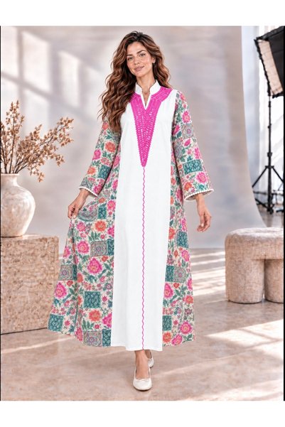 White colour جلابية بهاء الأصالة بتطريز فاخر ونقشة زهرية