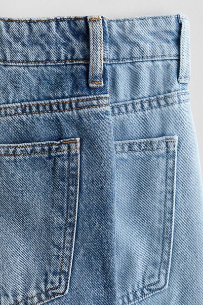 H&M طقم من قطعتين من الجينز الفضفاض