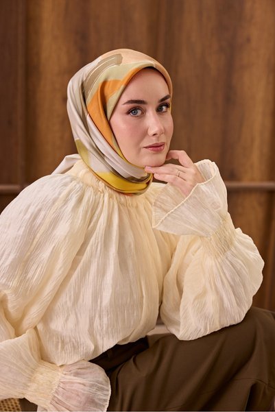 Silk Home وشاح حرير تويلي فضي اللون