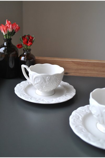Qualitev 2-Person 4-Piece White Porcelain Stylish Coffee Cup with Embossed Pattern - Pera