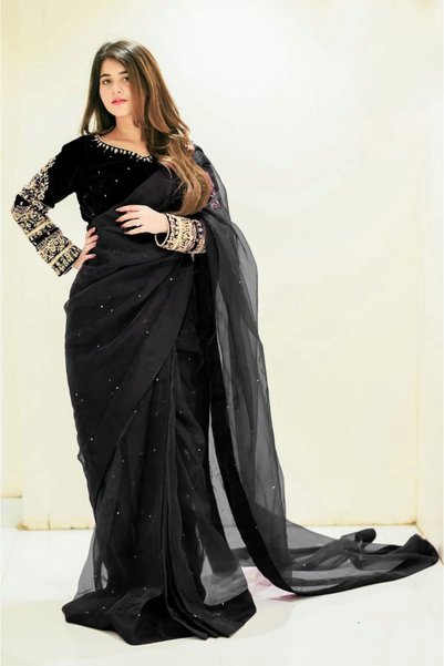 MYSMAR Black Chiffon Pearl Embellished Saree Set - LZF1008 | Black