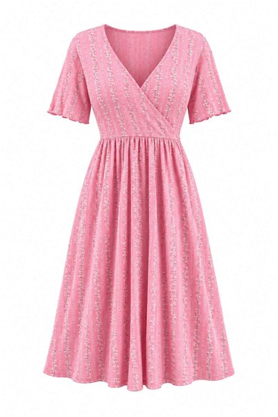 Trendyol Kollektion Rosa Nachthemd aus 100 % Baumwolle mit Blumenmuster und P...