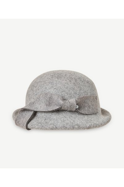 Yargıcı Wool Hat with Bow Detail
