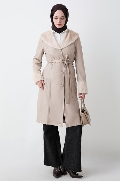 InStyle Beige Leather Trench Coat with Fur Detail