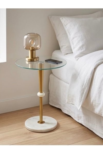IN HOME STORE طاولة جانبية بتصميم عصري سطح زجاجي وقاعدة رخامية