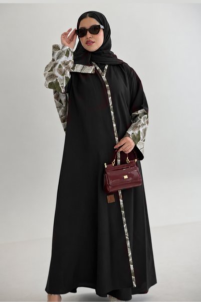Hasnaa Abaya عباية حلا