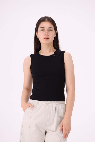 Livia Women's Plain Sleeveless Top
