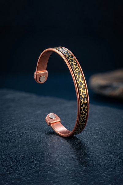 JuraDeri Copper Bracelet with Leopard Pattern and Magnet Tip Open Handcuff Me...