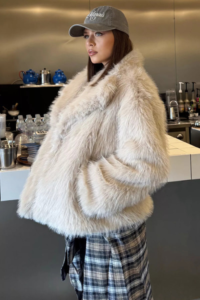 TOZLU Women's Lined Fur Short Coat