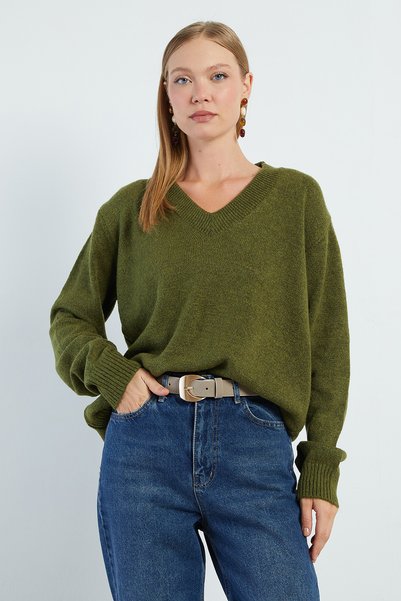 Fulla Moda Basic V-Neck Casual Sweater