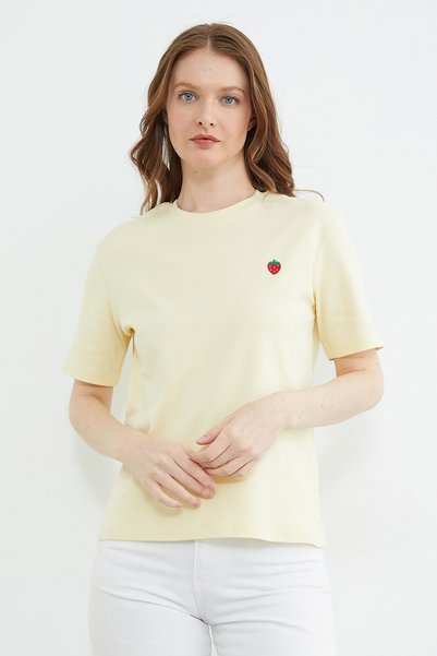 Fulla Moda Tricou guler rotund cu broderie căpșuni