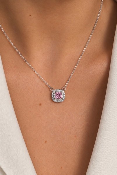 FIERA JEWELRY قلادة نسائية من الفولاذ باللون الفضي مع حجر زركون مربع وردي اللون